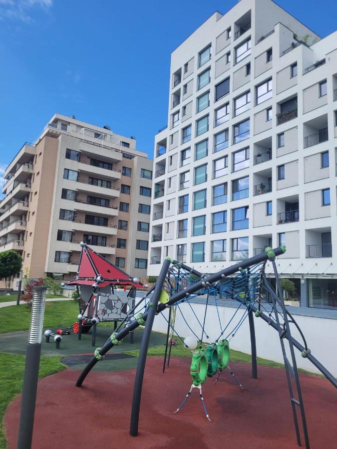 Apartment In Bucharest, Baneasa Green Area Exterior photo